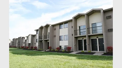 Washington Townhomes Photo 1