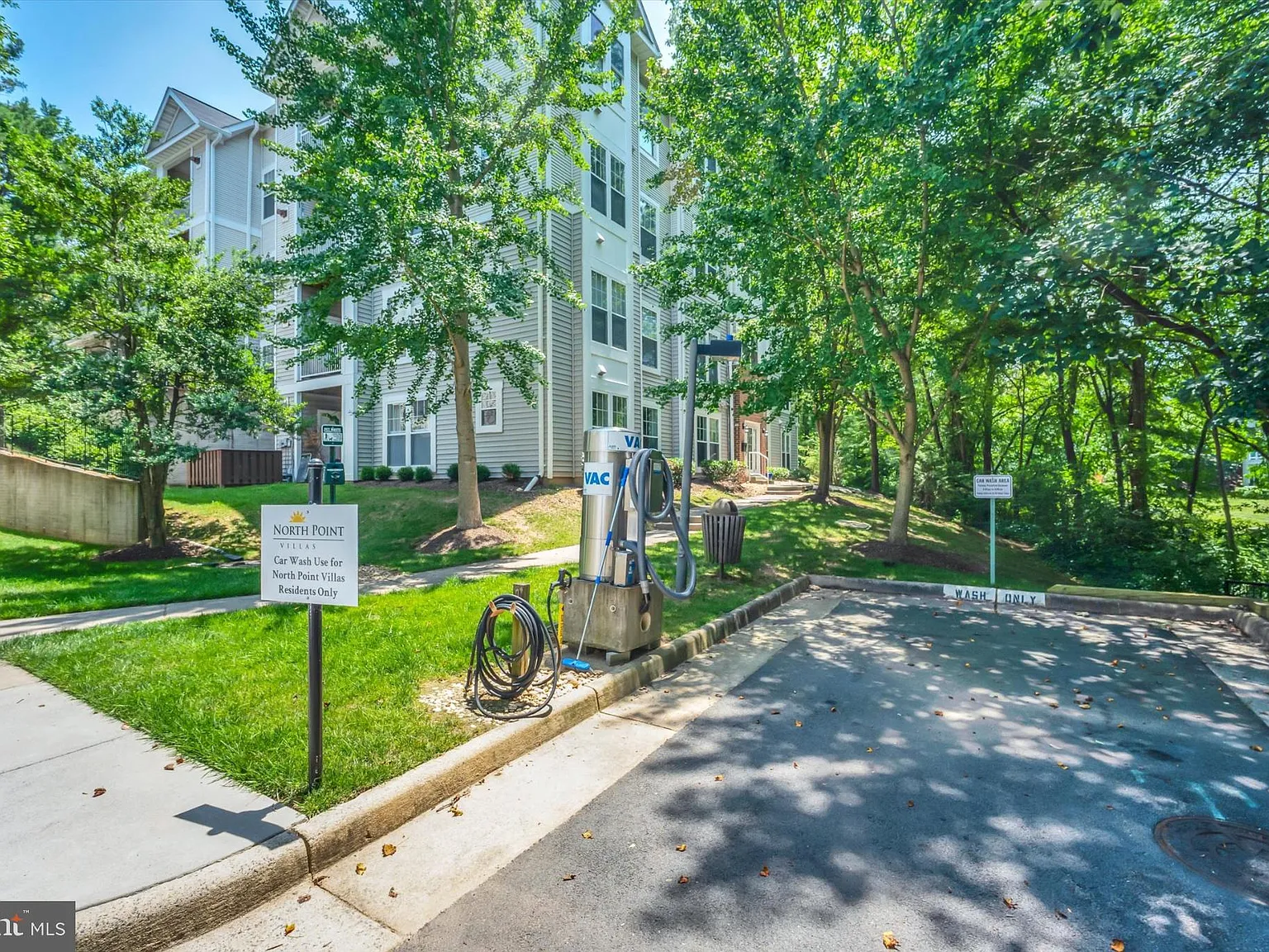 North Point Villas Condo — Photo 4