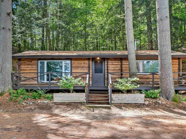 17 Middle Pines Road, Warren, VT 05674