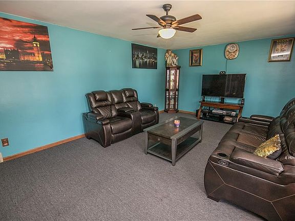 4th image of 179 Willson Ave
