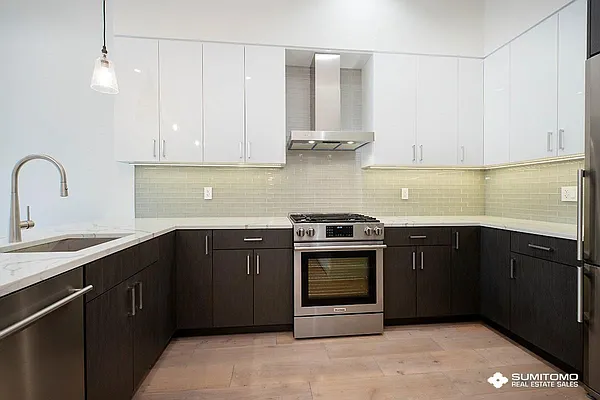 Rented by Sumitomo Real Estate Sales | media 20