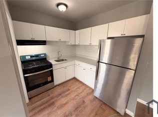 4437 S Greenwood Ave #214, Chicago, IL 60653
