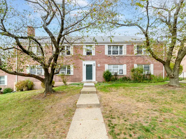 1046 East Main Street APT 4, Stamford, CT 06902