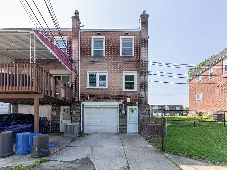 214 Westbridge Rd — Photo 13