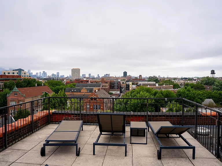 1735 N Paulina St #318 — Photo 31
