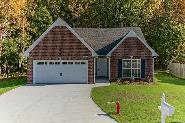 1st image of 400 Piney Dr