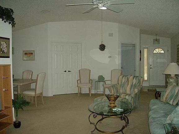 3rd image of 32631 Oak Park Dr