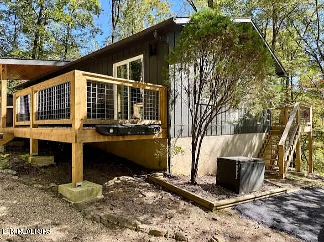 1709 Floyd Way — Photo 8