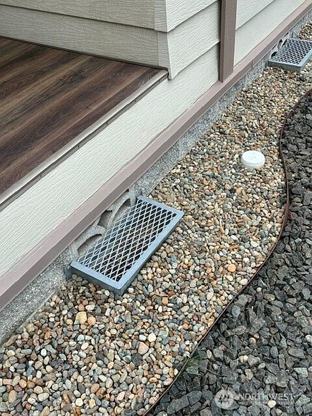 5th image of 797 NE Blacksmith Drive