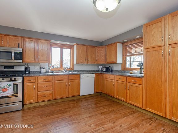 4th image of 2893 E Township Road 407