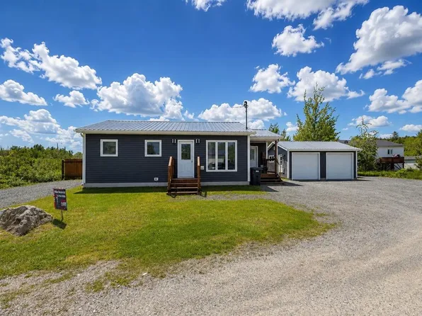 319 JR Smallwood Boulevard, Gambo, NL A0G1T0