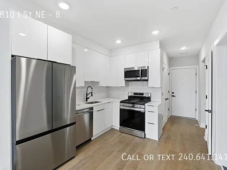 1810 I St NE #8 — Photo 5