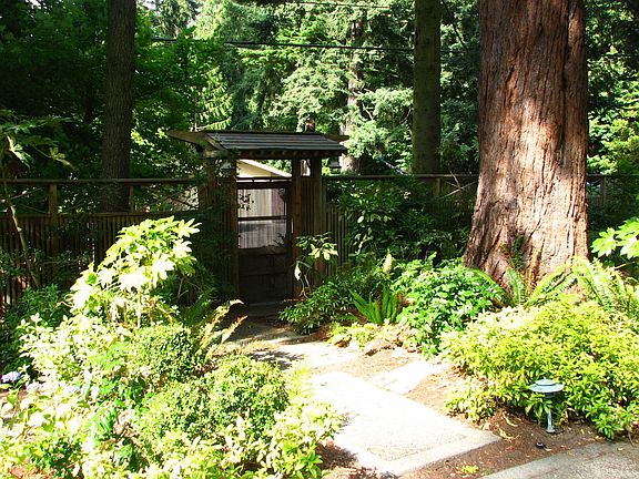 front entryway with giant sequoia