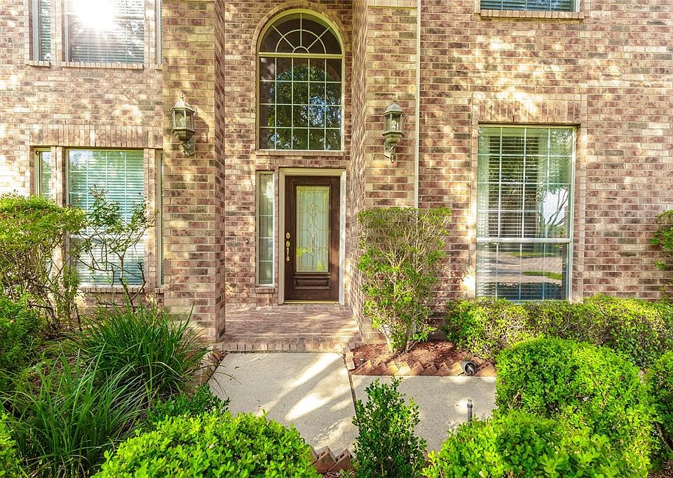 1st image of 6911 S Gold River Cir