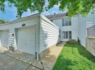 316 Hampton Grn, Staten Island, NY 10312