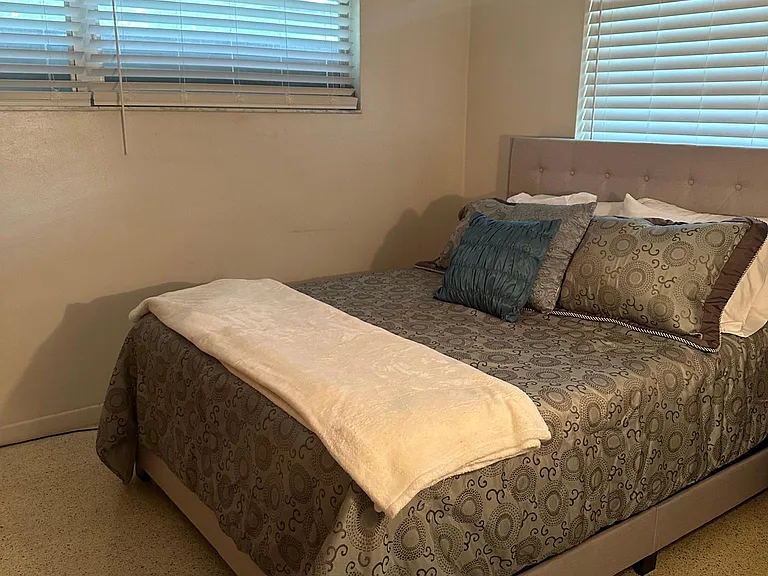 1546 Belleair Rd — Photo 8