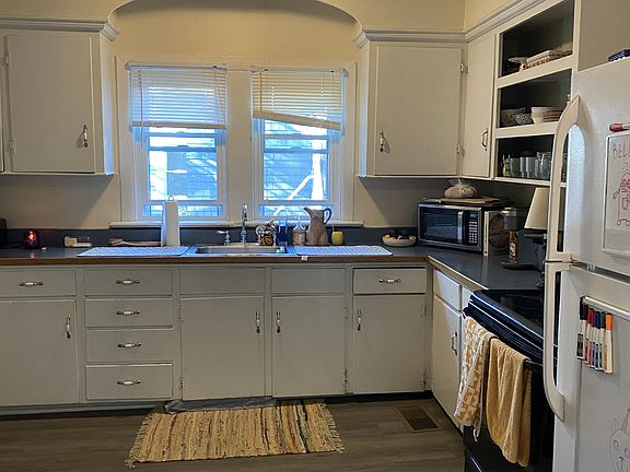 5th image of 23 Johnson St