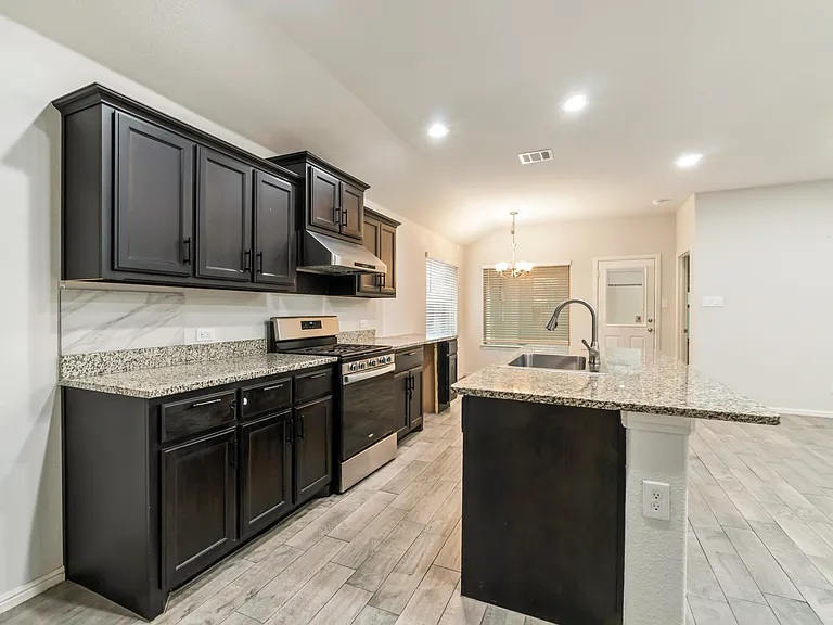 9717 Snowbell Ln — Photo 9