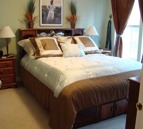 Master w/walk in closet