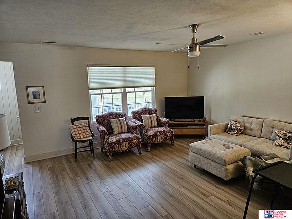 4th image of 530 N 22nd St