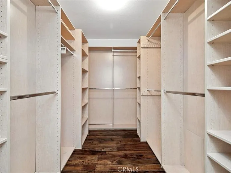 5954 Wilkinson Ave — Photo 21