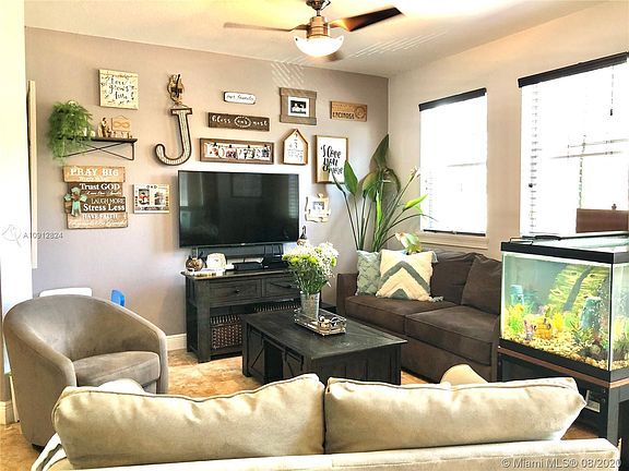 3rd image of 8956 W Flagler St APT 202