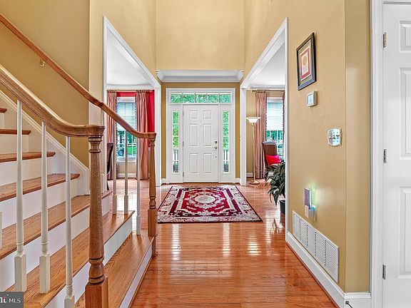 4th image of 1536 Winfields Ln
