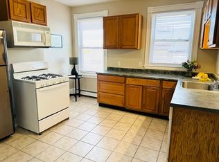 110 Branch St UNIT 10, Lowell, MA 01851