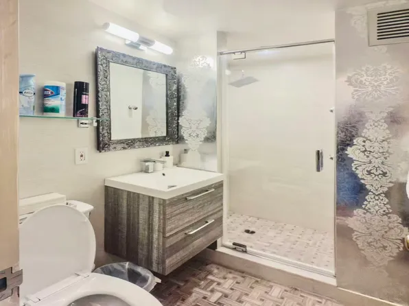 166 East 63rd Street image 14 of 25