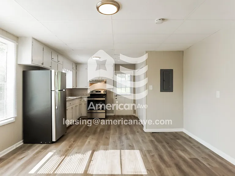1548447_004_wm_-_kitchen_12972351.jpg