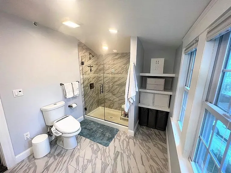 35 Franklin St #1 — Photo 8