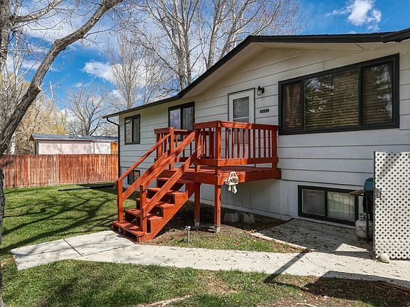 3rd image of 2021 Yonkee Ave