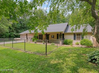 606 Lone Oak Rd, Clarkson, KY 42726