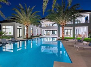 2145 Coach House Ln, Naples, FL 34105