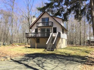1006 W Ridge Dr, Gouldsboro, PA 18424
