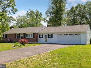 644 Jennifer Ln, Gilbertsville, PA 19525