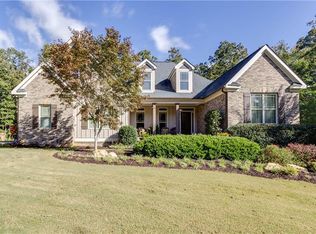 11 Branson Mill Dr, Cartersville, GA 30120