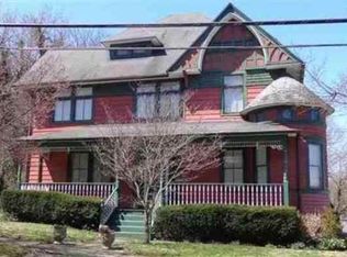 915 15th St, Kenova, WV 25530