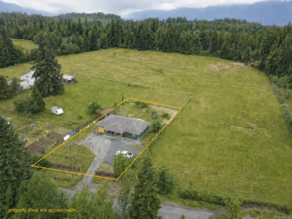 9351 Central Lake Rd, Alberni Clayoquot, BC V9Y 8Z1