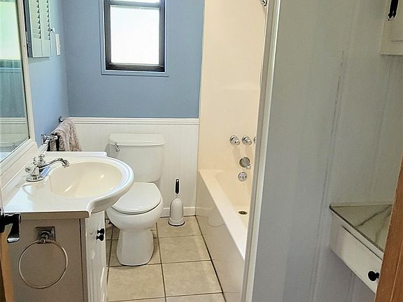 5th image of 346 Fortuna Ave