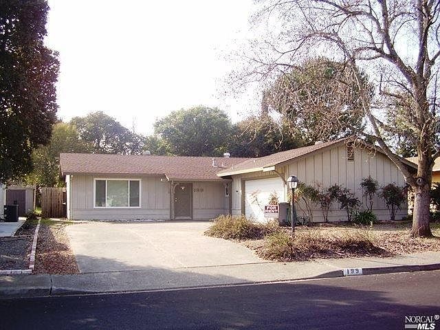 1st image of 199 Rainier Cir