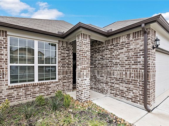 3rd image of 4709 Las Casitas Way