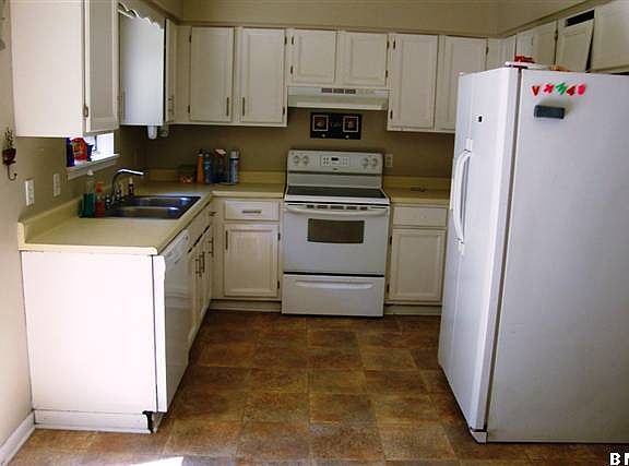 3rd image of 89 Possum Hill Road