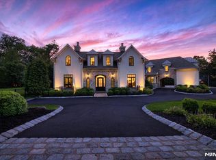 70 Jackson Dr, Cresskill, NJ 07626