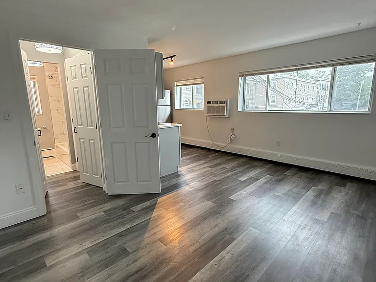 181 School St #5 — Photo 2