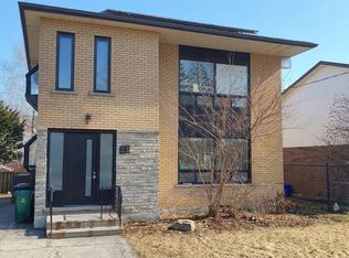 23 Rutherford Dr #A, Kitchener, ON N2A1P8