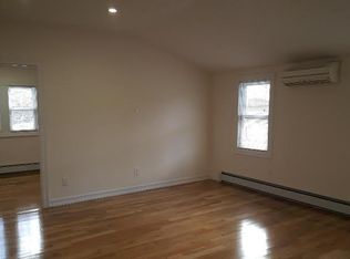 13919 87th Ave, Jamaica, NY 11435