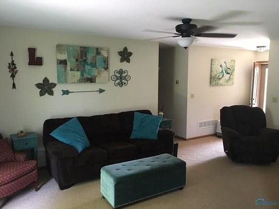 4th image of 310 Arthur Dr