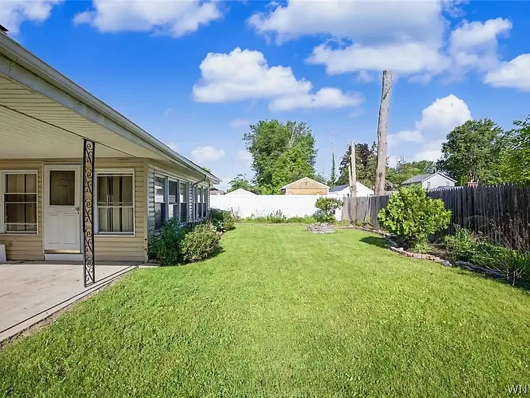 9326 Rivershore Dr — Photo 29