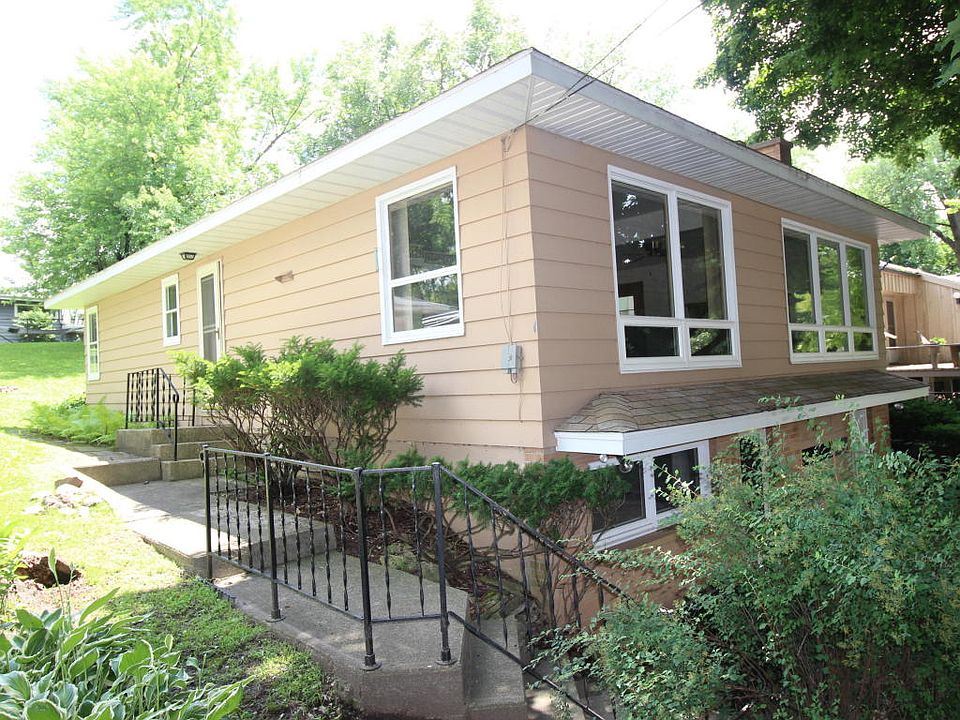 1st image of 8937 Lake Park Dr